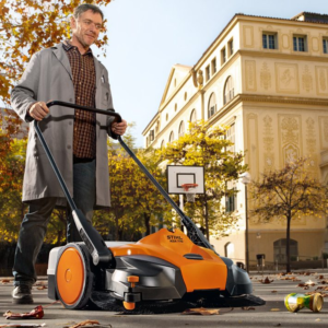KGA770 Balayeuse à batterie STIHL - AP System – Image 4
